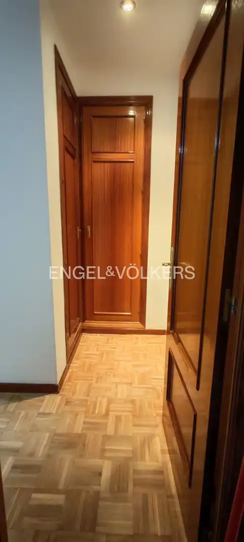 Flat for rent in Madrid  with Heating, Private garden and Parquet flooring