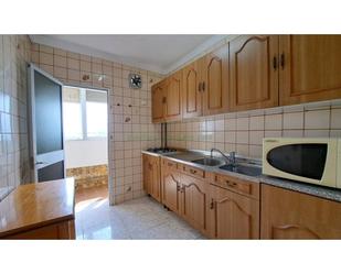 Kitchen of Flat for sale in Palma del Río  with Air Conditioner, Heating and Terrace