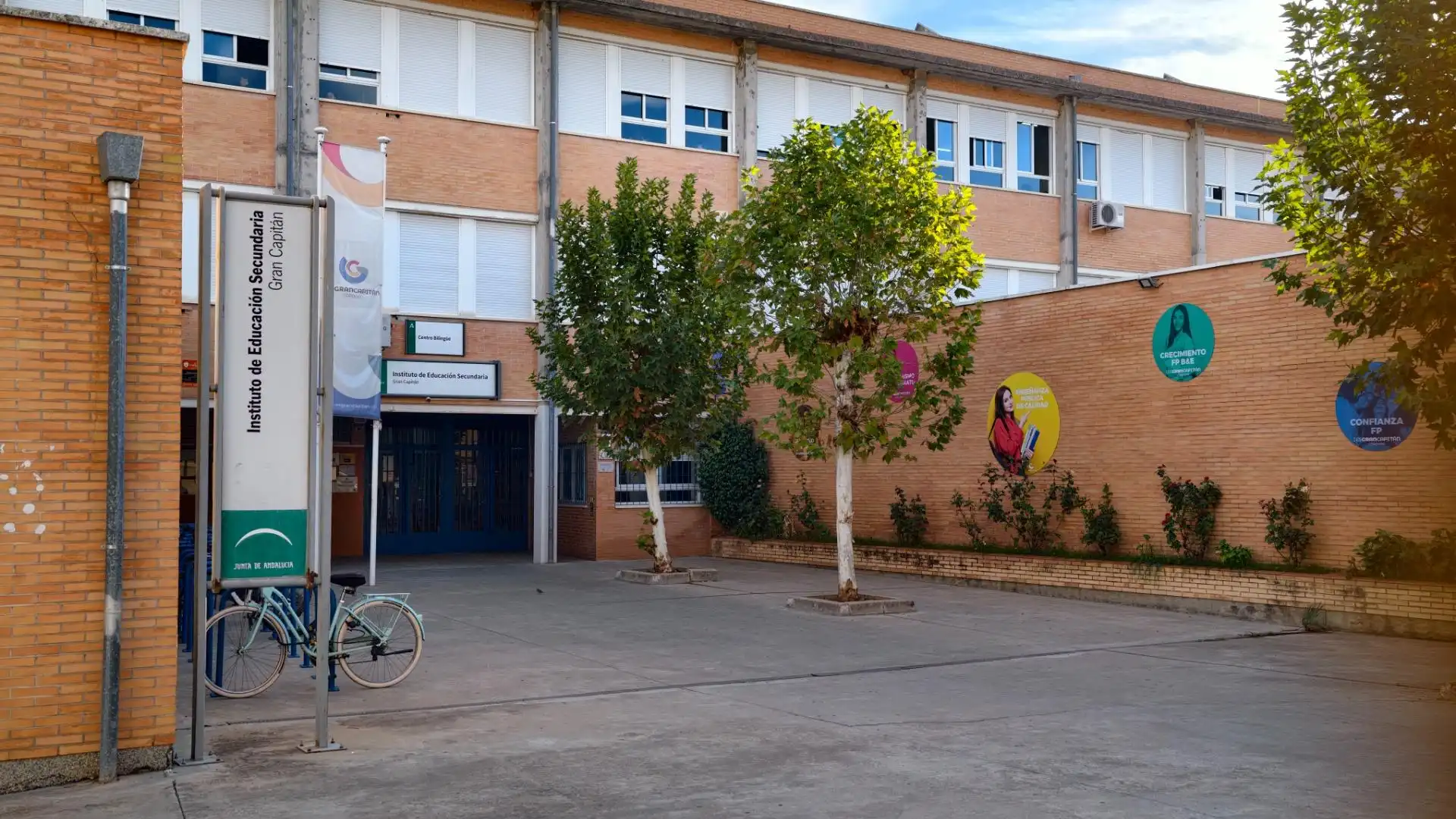 Vista exterior de Piso en venta en Córdoba con Aire acondicionado, Calefacción y Terraza