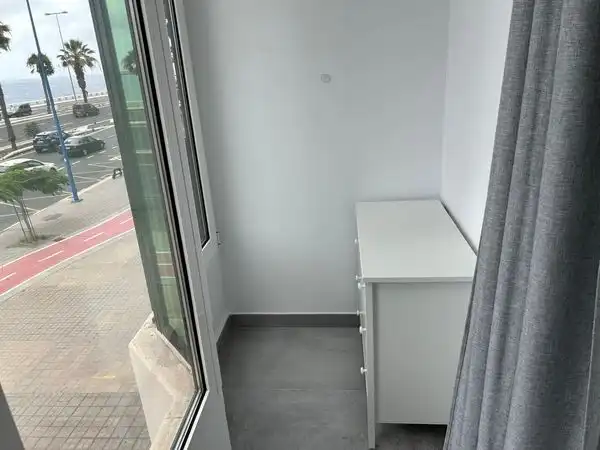 Terraza de Piso de alquiler en Las Palmas de Gran Canaria con Aire acondicionado, Calefacción y Horno