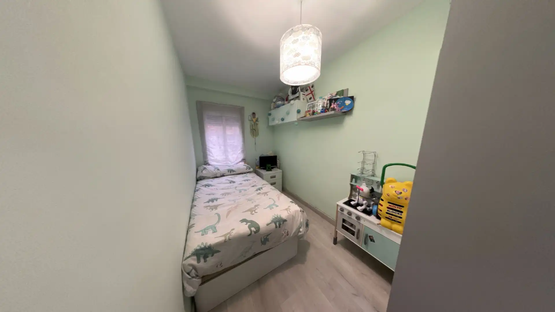 Dormitori de Pis en venda en Alicante / Alacant amb Aire condicionat, Parquet i Moblat