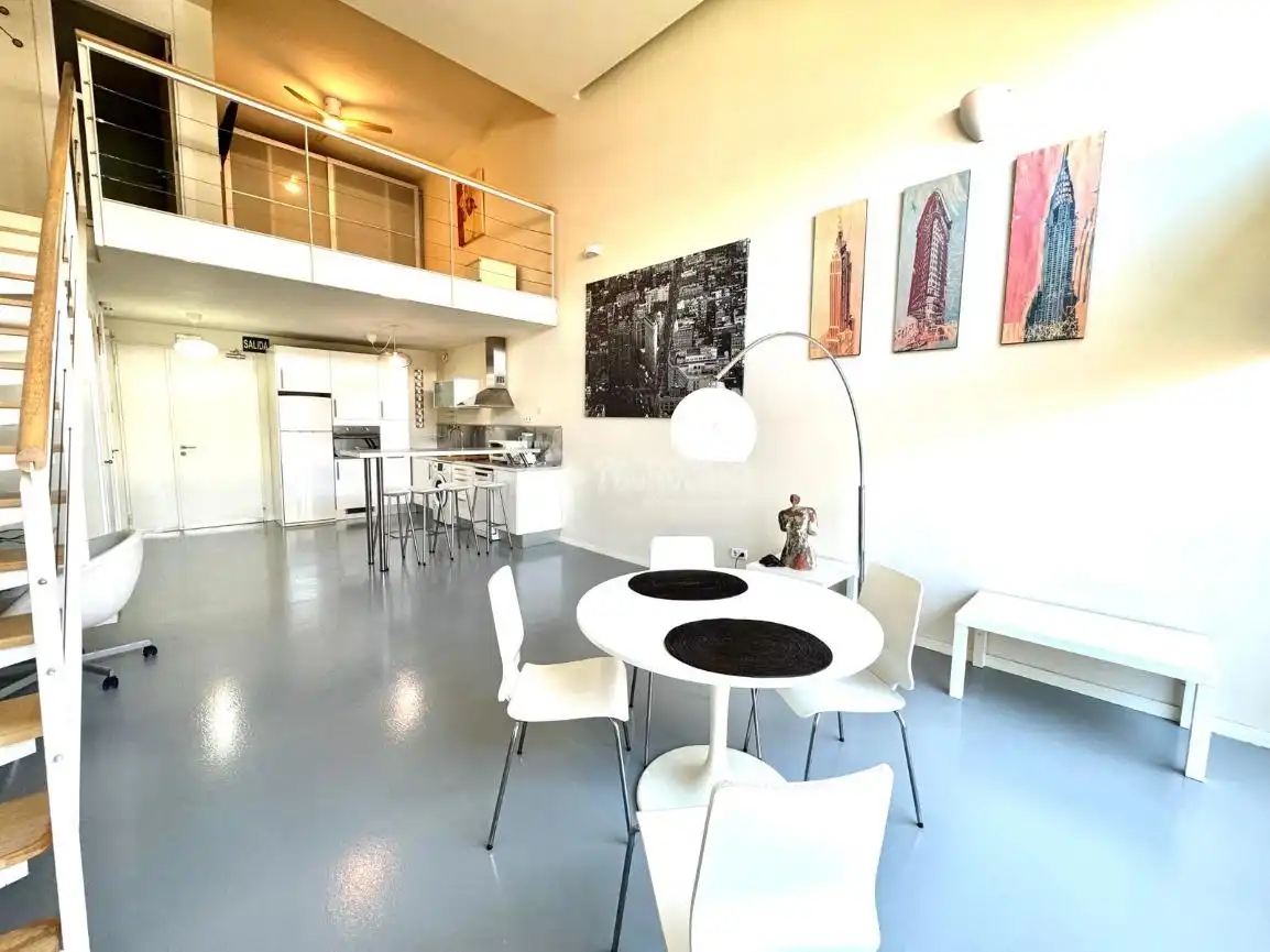 Cuina de Loft de lloguer en Madrid amb Aire condicionat, Calefacció i Terrassa
