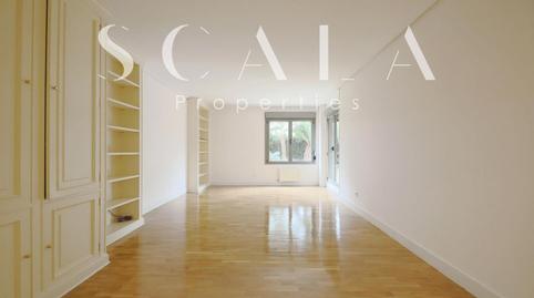 Photo 4 of Flat for rent in Mediodia, Encinar de los Reyes, La Moraleja