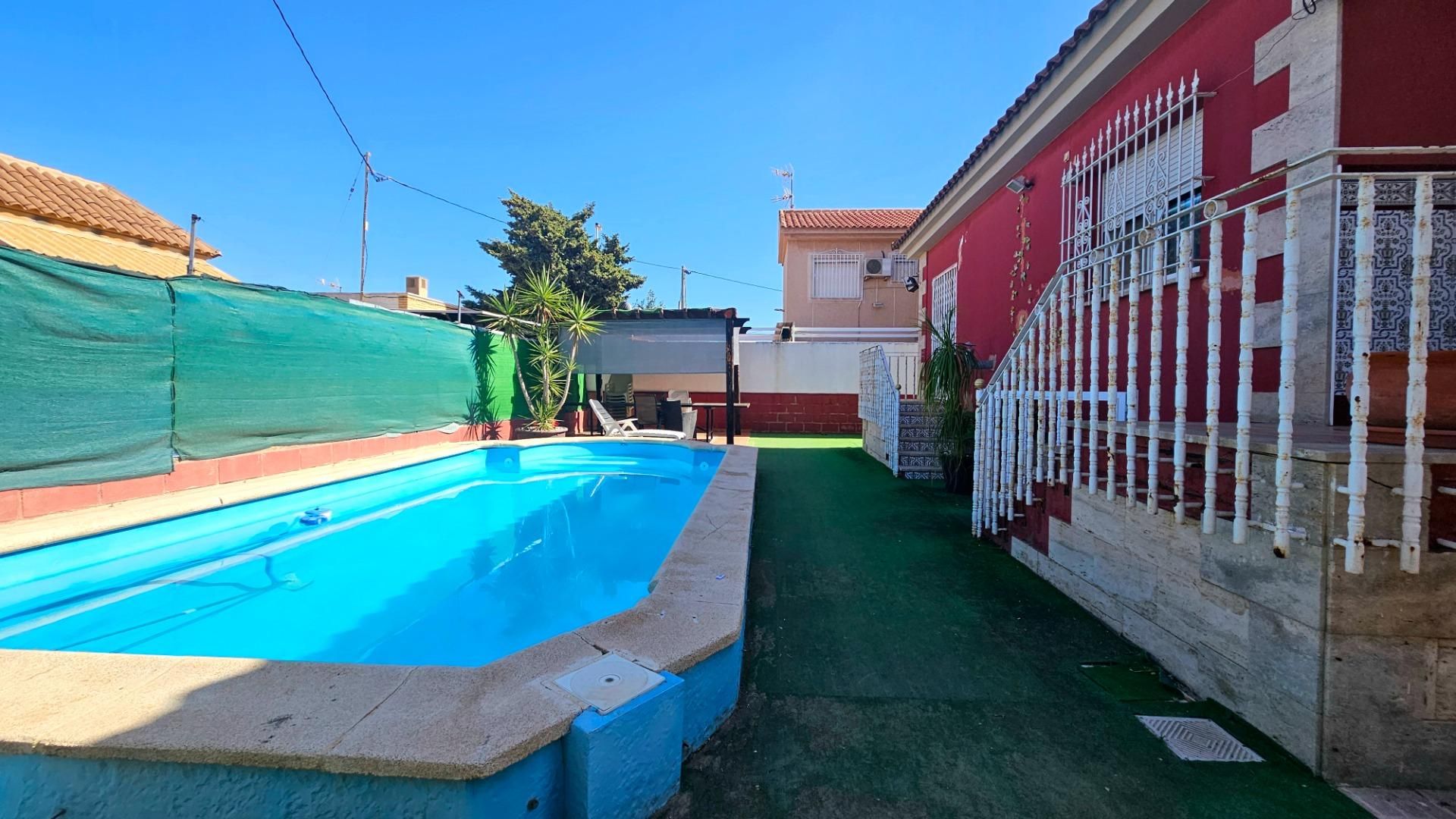 Swimming pool of House or chalet for sale in Cartagena  with Air Conditioner, Private garden and Swimming Pool
