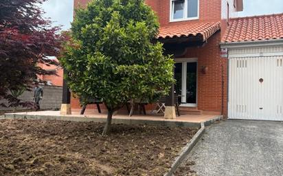 Garden of House or chalet for sale in Santa Cruz de Bezana  with Private garden and Community pool