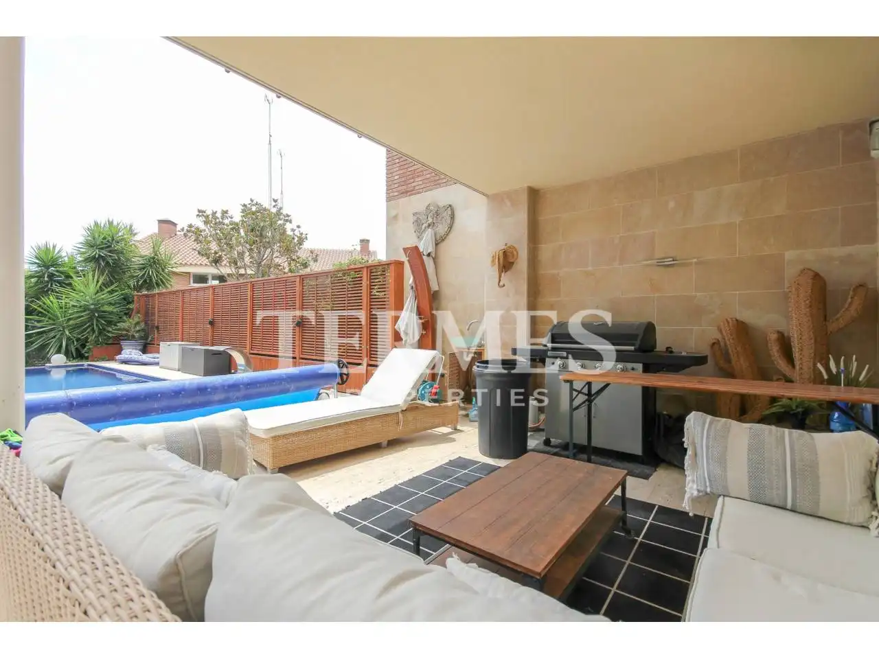 Terrasse von Haus oder Chalet zur Miete in Castelldefels mit Klimaanlage, Privatgarten und Terrasse
