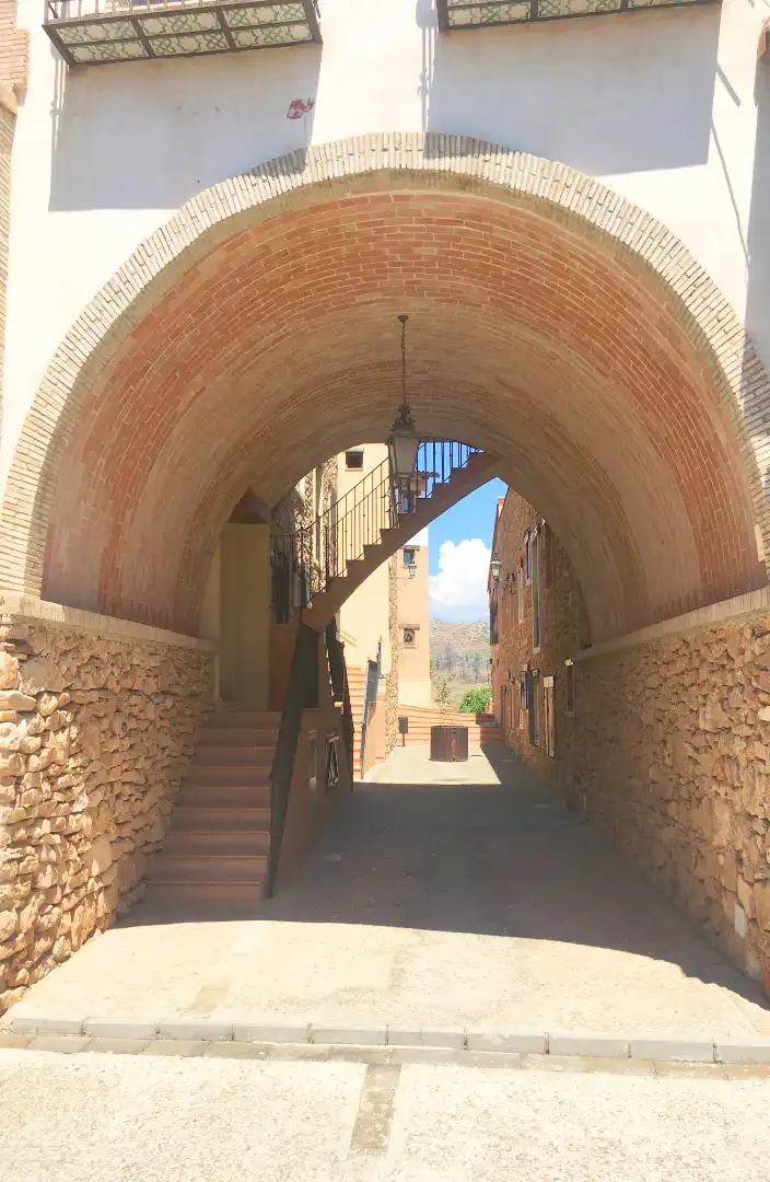 Casa adosada en venda en San Agustín amb Calefacció, Jardí privat i Moblat
