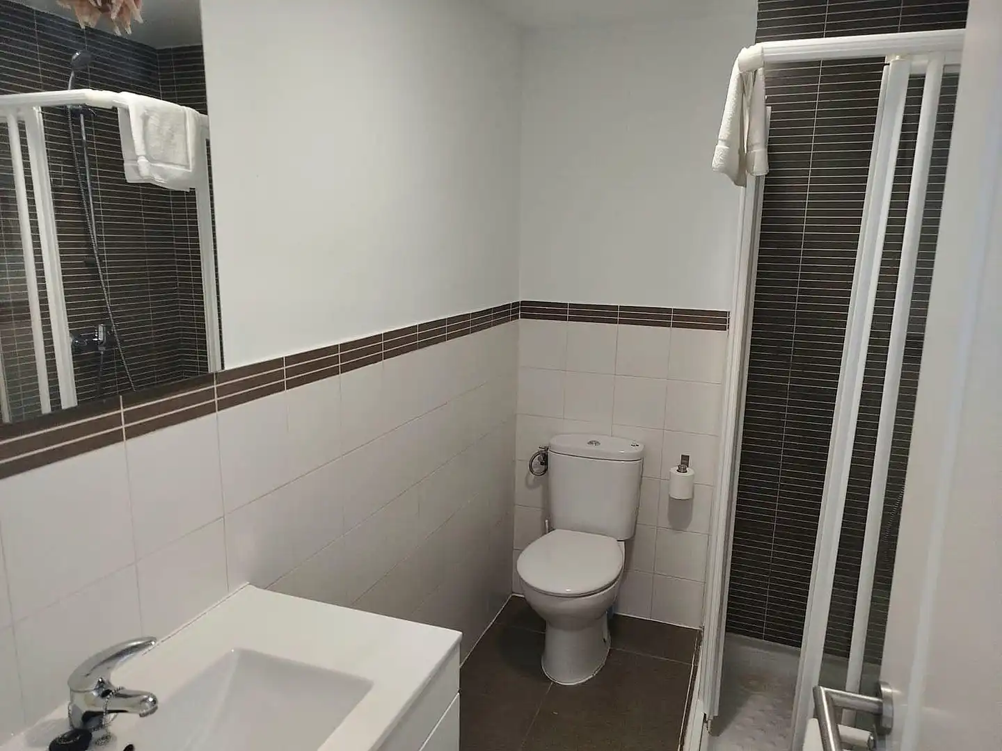Baño de Estudio en venta en Torremolinos con Aire acondicionado, Jardín privado y Terraza