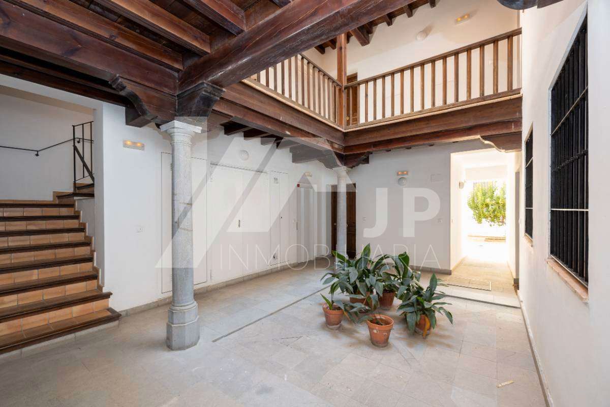 Apartament de lloguer en  Granada Capital amb Moblat