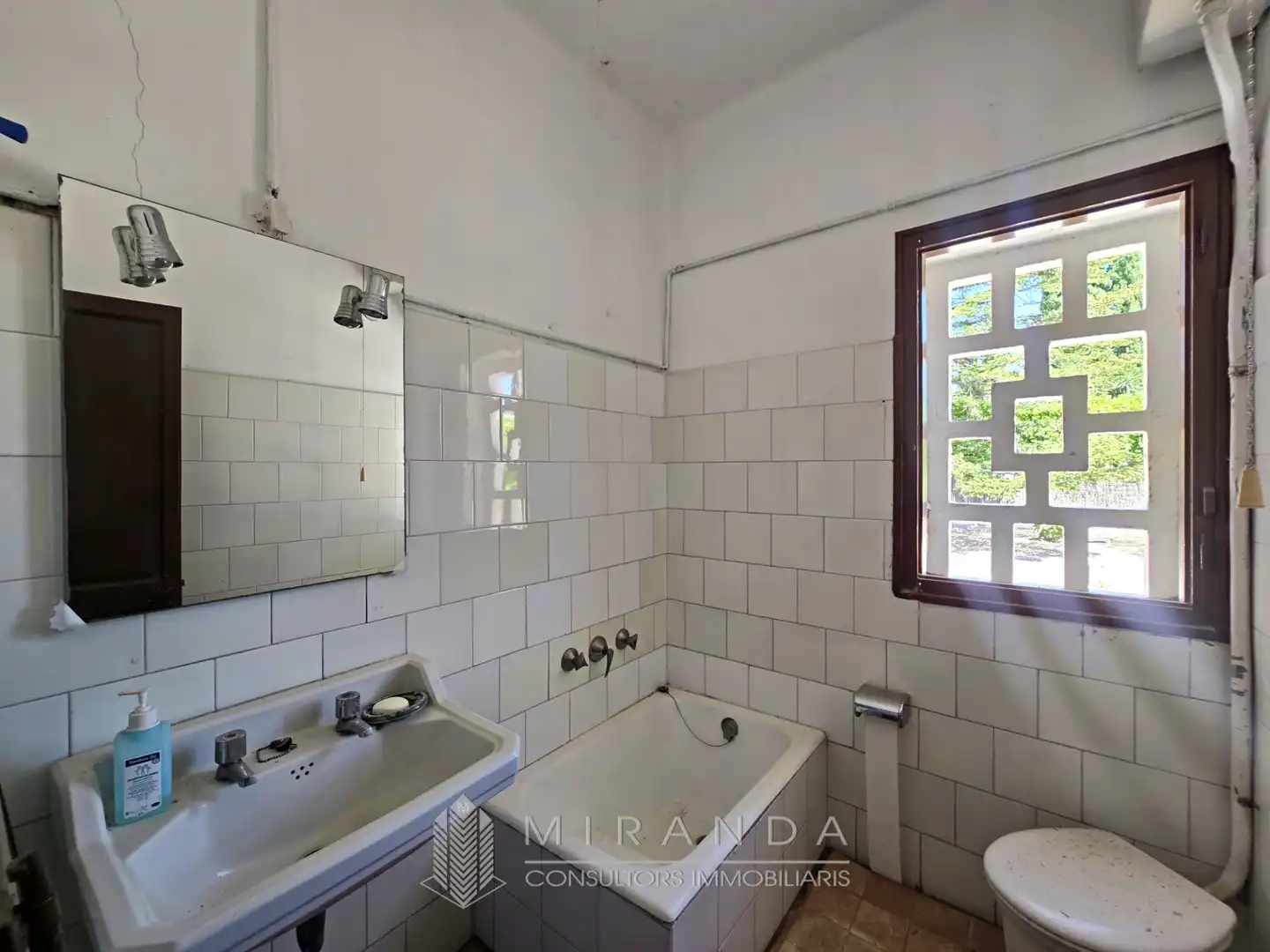 Baño de Casa o chalet en venta en Les Franqueses del Vallès con Calefacción, Jardín privado y Terraza