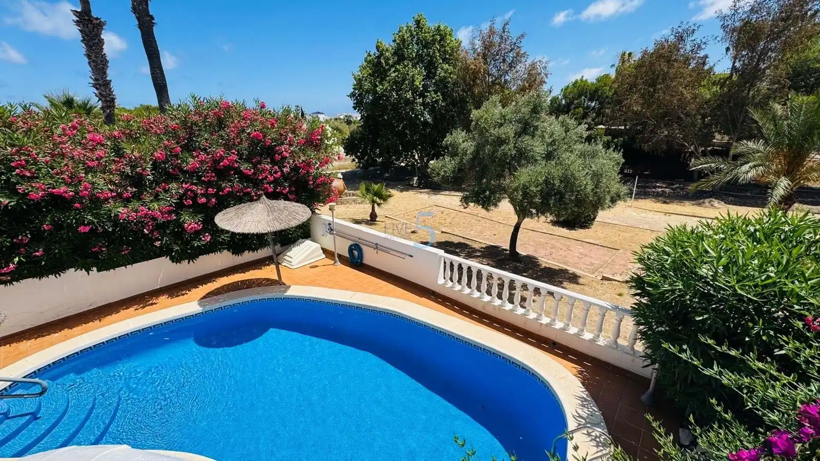 Casa o xalet en venda a Villamartín - Las Filipinas