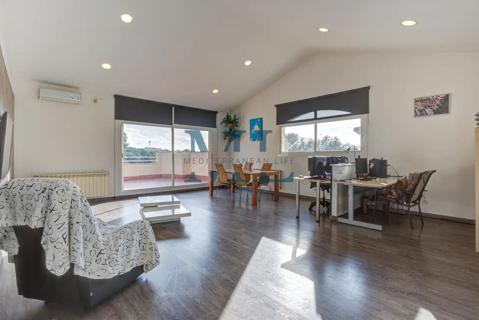Sala de estar de Casa o chalet en venta en Sant Pere de Ribes con Calefacción, Jardín privado y Piscina