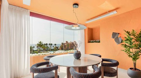 Foto 4 de Apartamento en venta en Mare Nostrum, 40, Zona de Punta Plata, Estepona