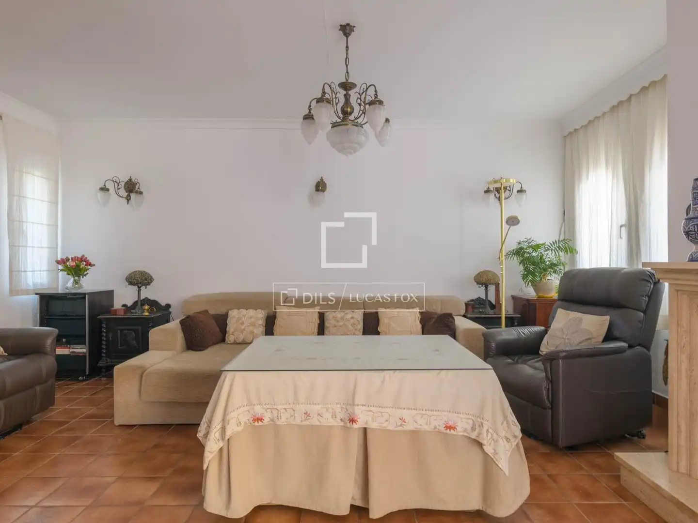 Sala d'estar de Casa o xalet en venda en Rincón de la Victoria amb Aire condicionat, Jardí privat i Terrassa