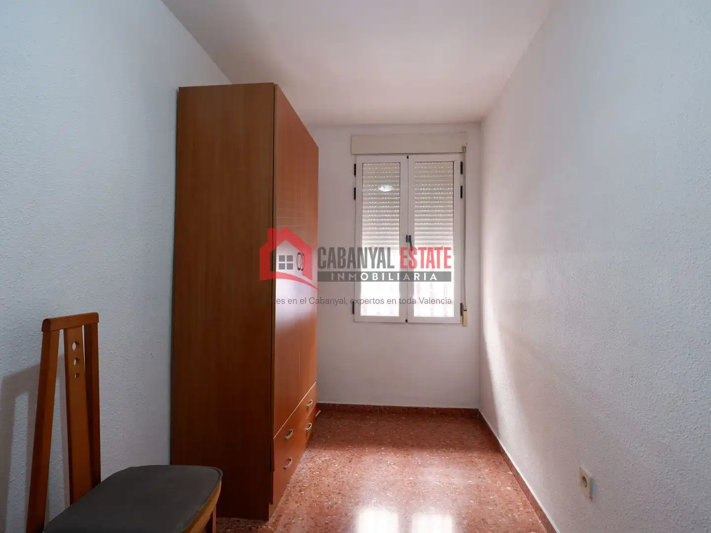 Schlafzimmer von Wohnungen zur Miete in Paterna mit Terrasse und Möbliert