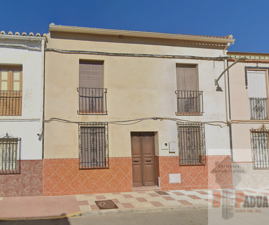 Vista exterior de Casa o xalet en venda en Almargen amb Terrassa, Traster i Balcó