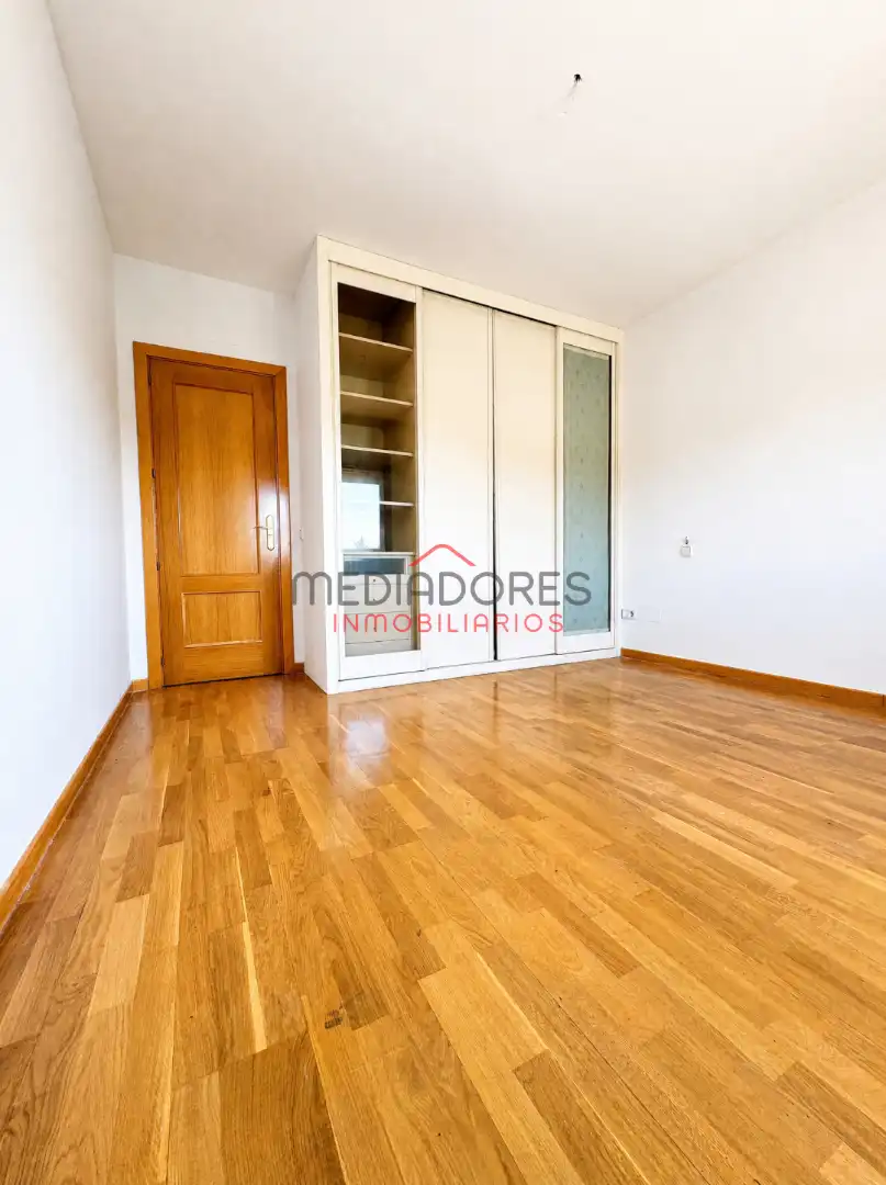 Piso con terraza en venta en Avenida de Francisco Pi y Margall, imagen 17
