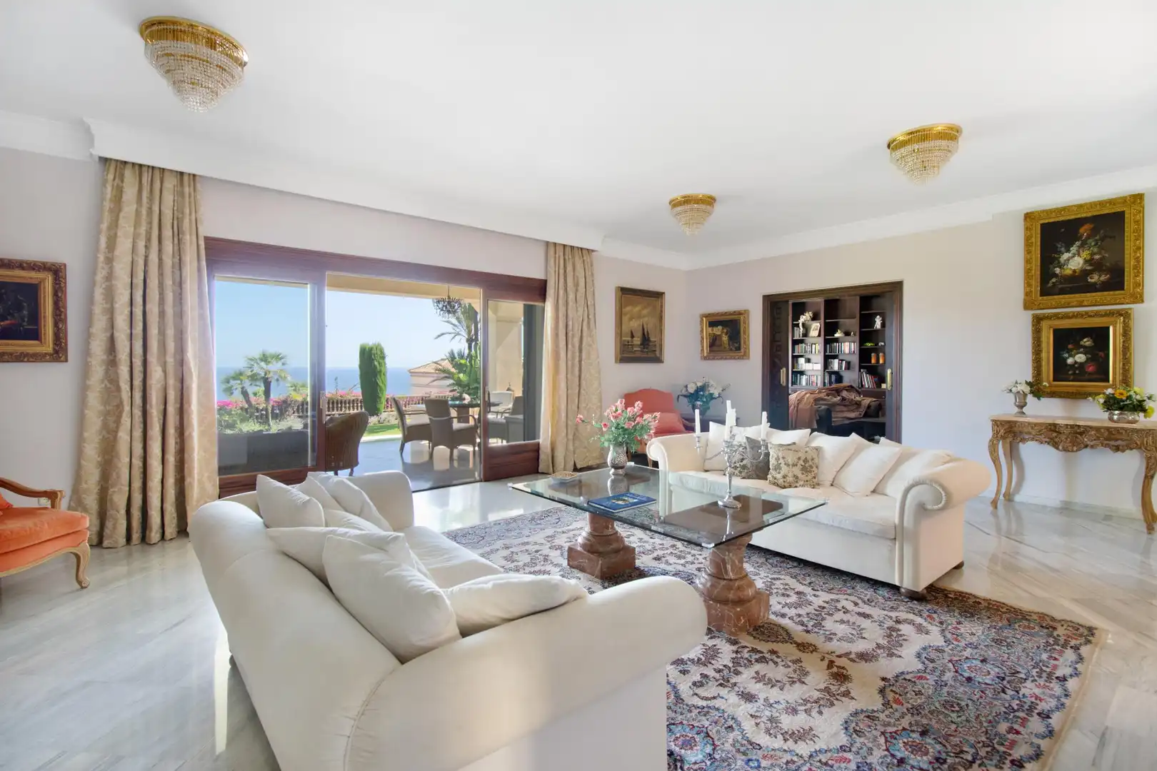 Living room of Houses for rent in Marbella  with Private garden, Terrace and Swimming Pool