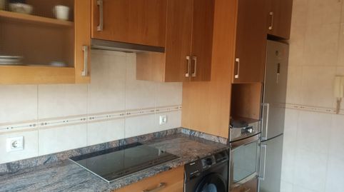 Foto 2 de Piso en venta en Calle Guipúzcoa, Pumarín, Gijón