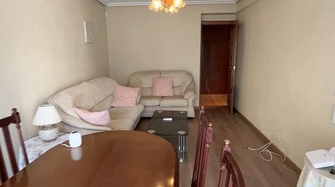 Photo 2 of Flat to rent in Calle Río Duero, Villayuventus - Renfe, Parla