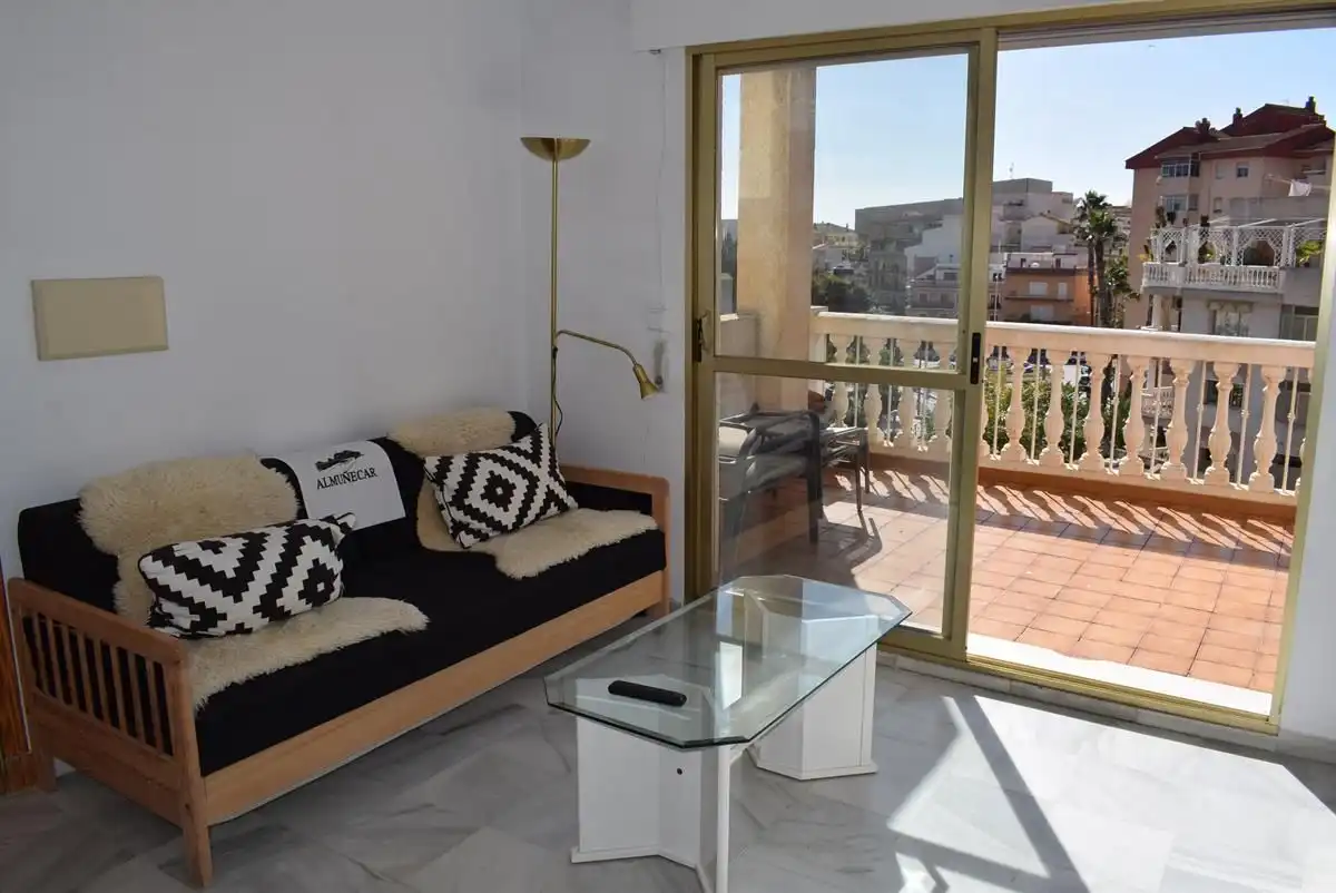 Wohnzimmer von Dachboden zur Miete in Almuñécar mit Terrasse, Möbliert und Ofen