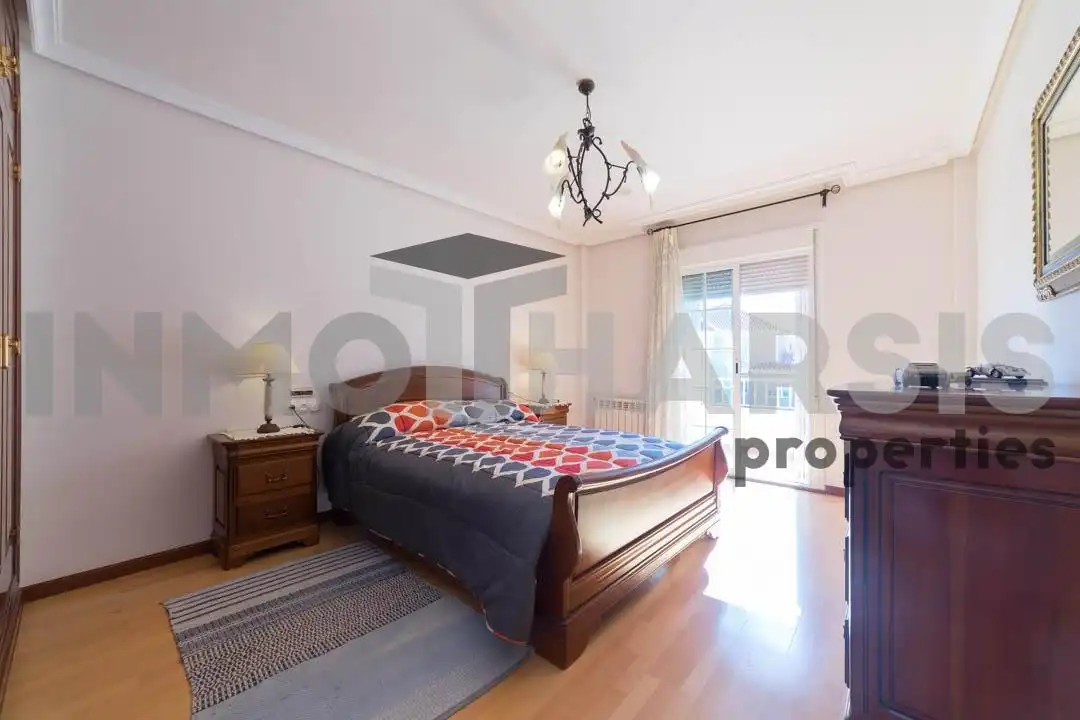 Villa mit Terrasse zum Verkauf in AVIACION (U) 1, imagen 40