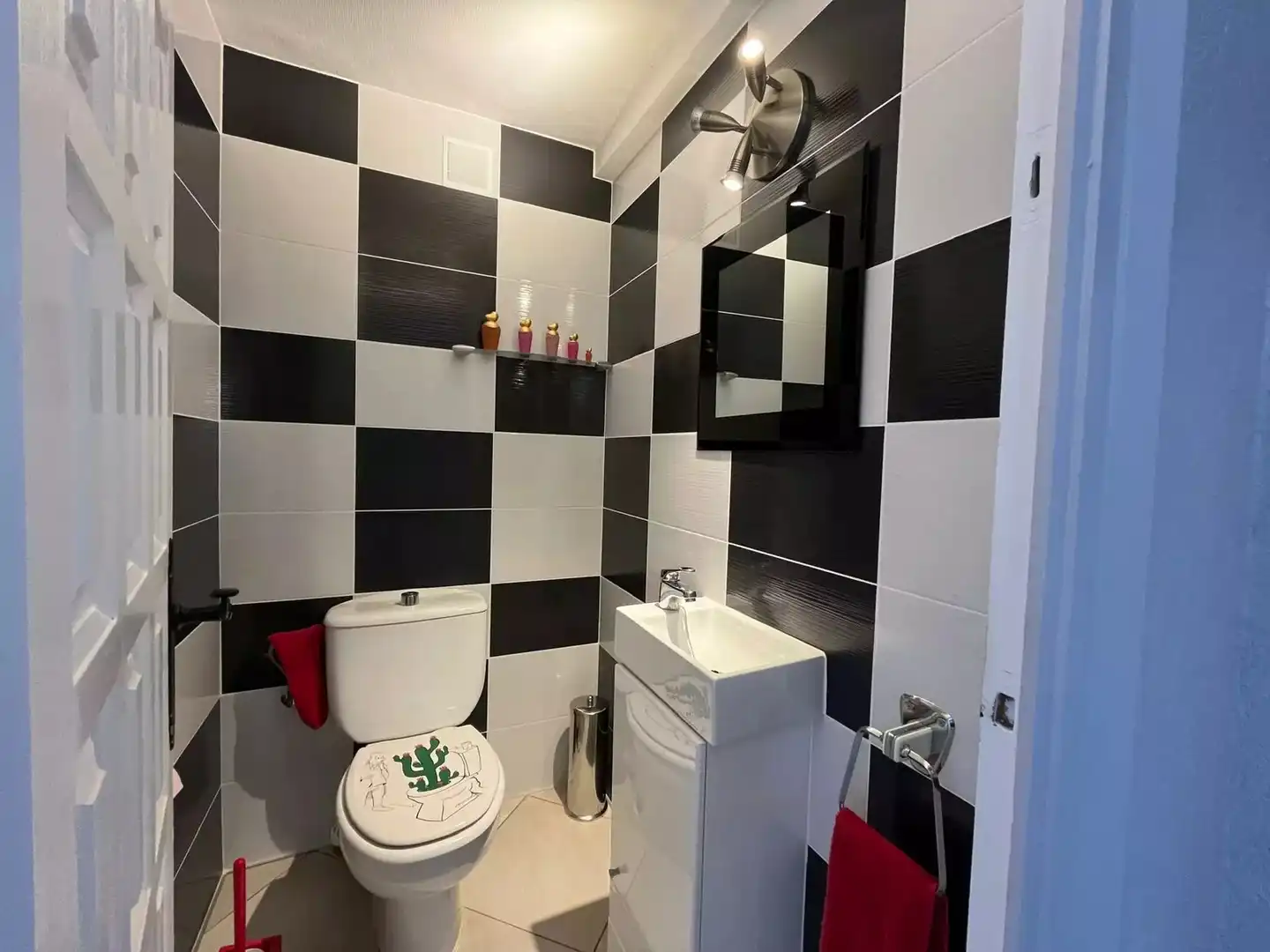 Baño de Apartamento en venta en Empuriabrava con Terraza y Amueblado