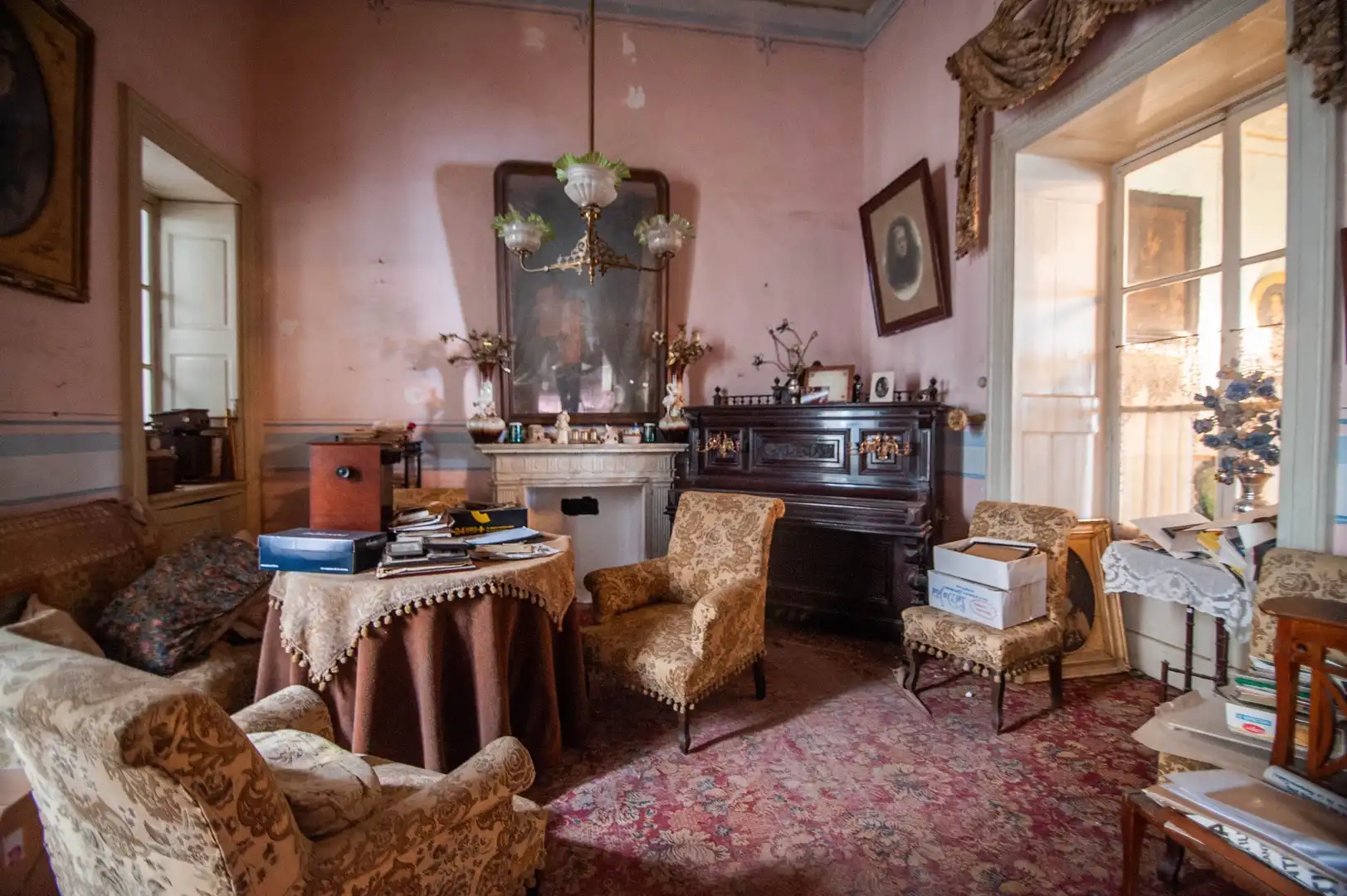 Sala d'estar de Casa adosada en venda en Arcos de la Frontera