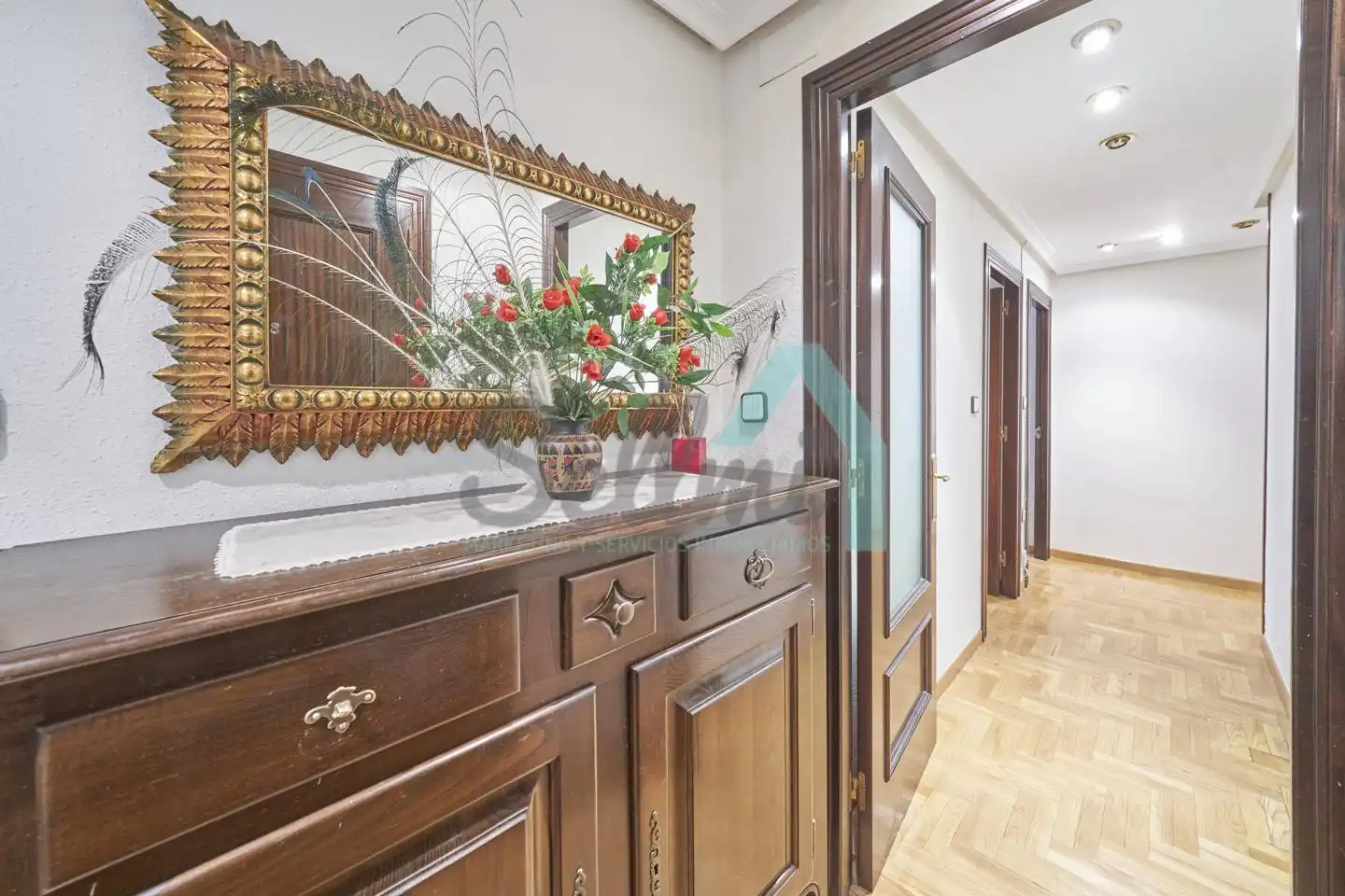 Flat for rent in Félix Aramburu, Auditorio - Seminario - Parque de Invierno