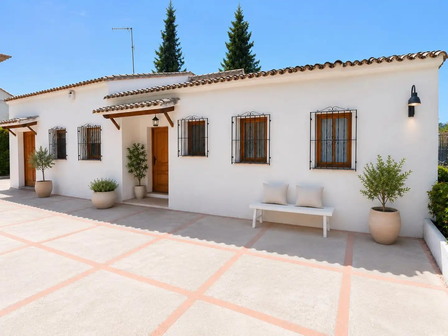 Vista exterior de Casa o chalet en venta en El Real de Gandia con Aire acondicionado, Terraza y Piscina