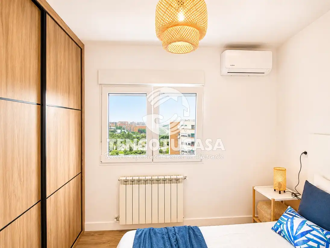 Schlafzimmer von Wohnung zum Verkauf in Madrid mit Klimaanlage, Heizung und Parkett