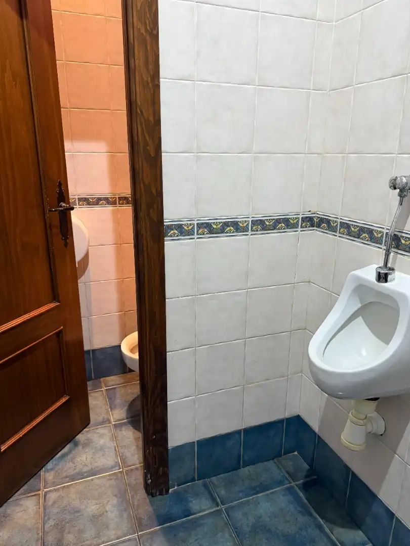 Baño de Edificio en venta en Malpica de Tajo con Alarma