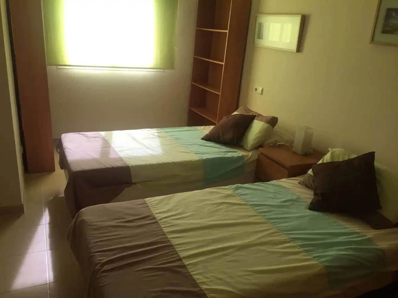 Dormitori de Dúplex de lloguer en Algeciras amb Aire condicionat, Moblat i Piscina comunitària