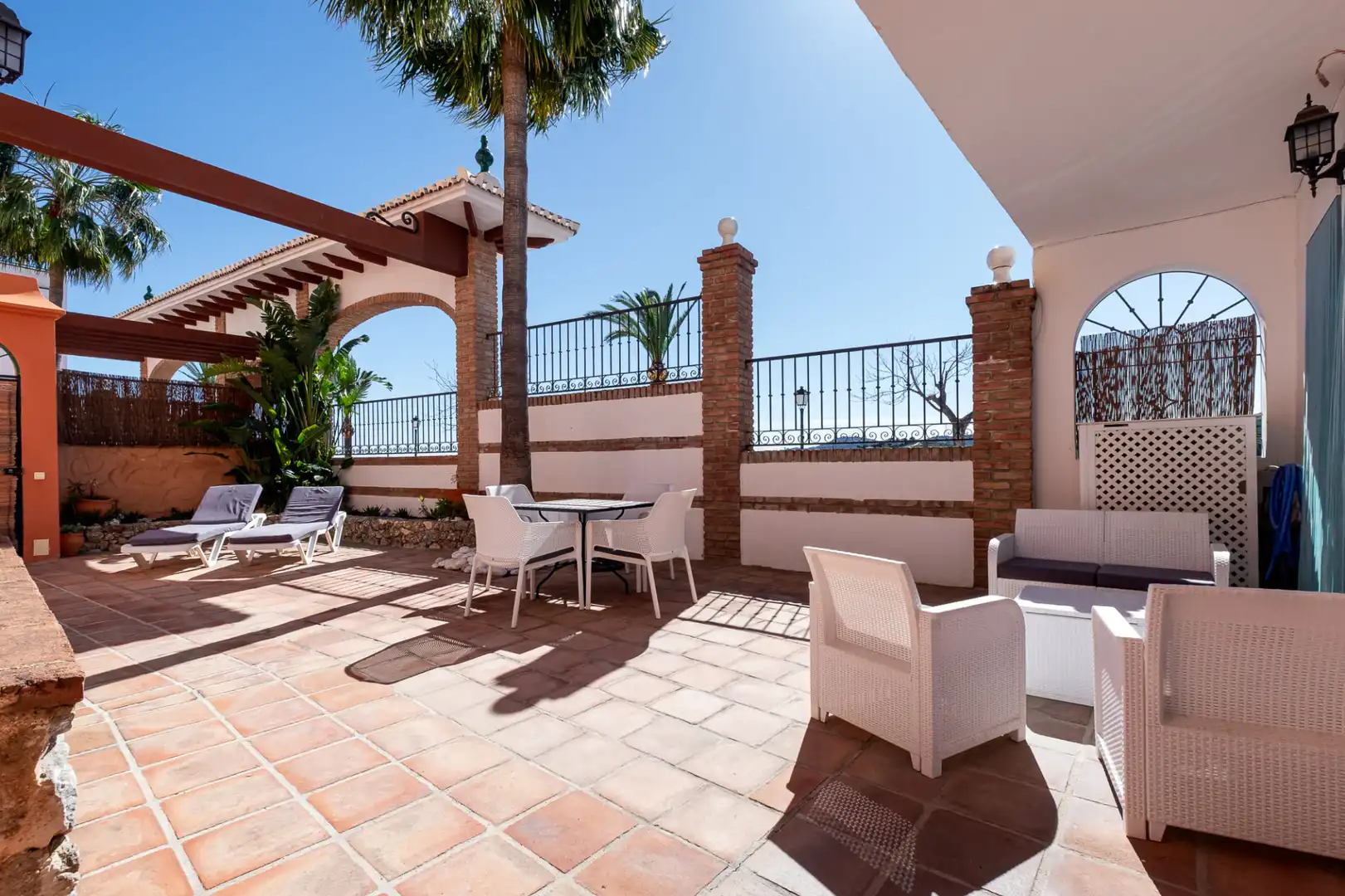 Terrassa de Apartament en venda en Frigiliana amb Aire condicionat, Calefacció i Jardí privat