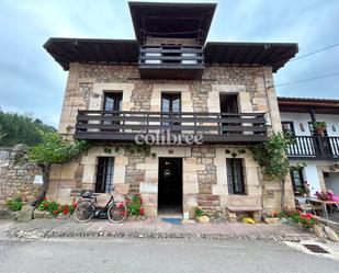 Casa adosada en venda a Sepoyo, Cabuérniga