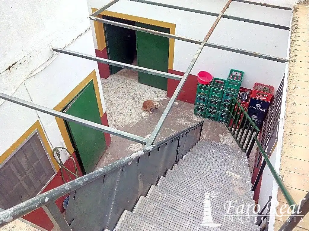 Fabrikhallen zum Verkauf in Sanlúcar de Barrameda