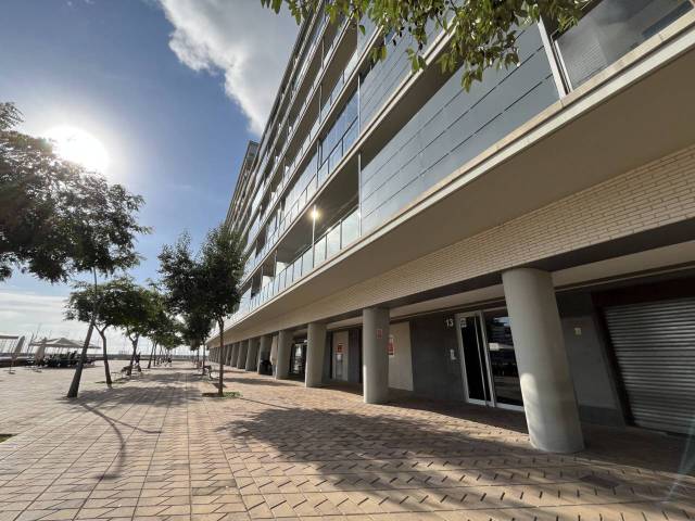 Local comercial en Alquiler en Calle Pi I Margall, 11 en Gorg