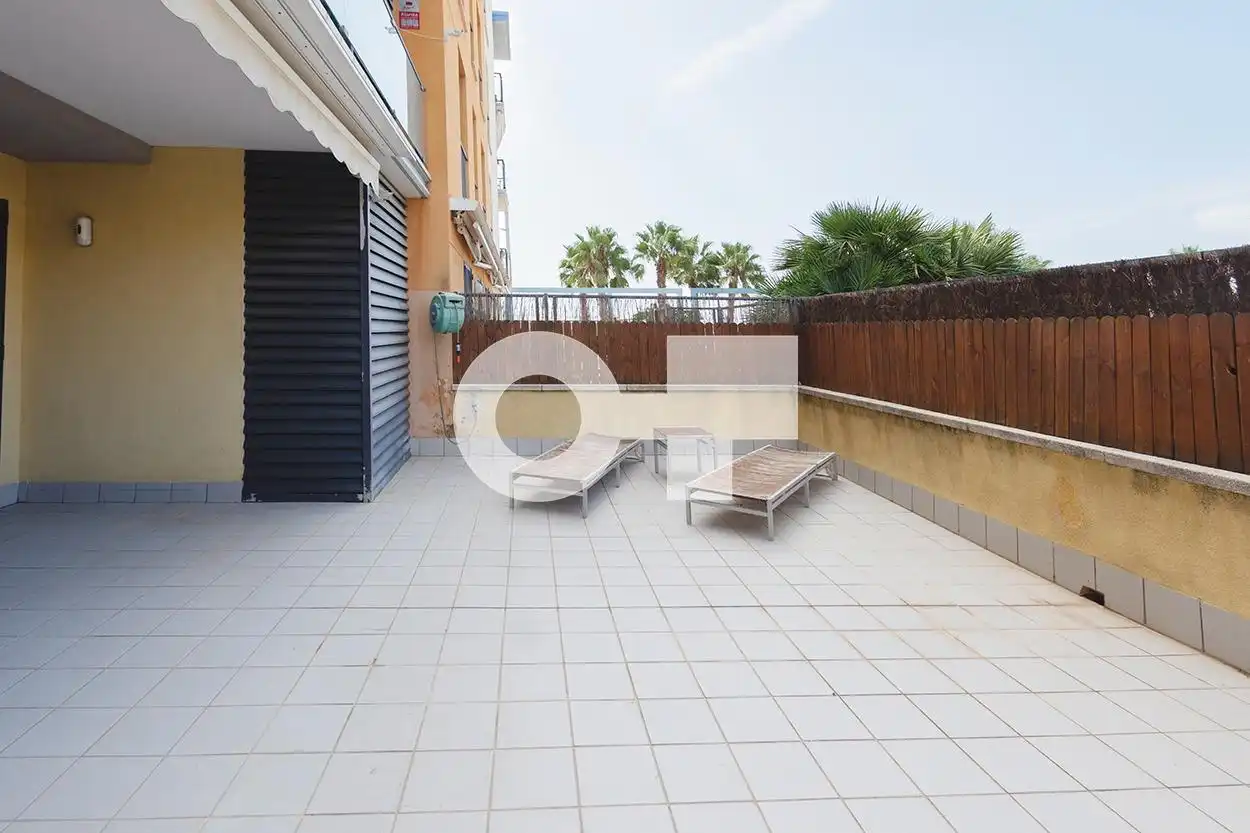 Terrassa de Planta baixa en venda en Cubelles amb Aire condicionat, Calefacció i Jardí privat