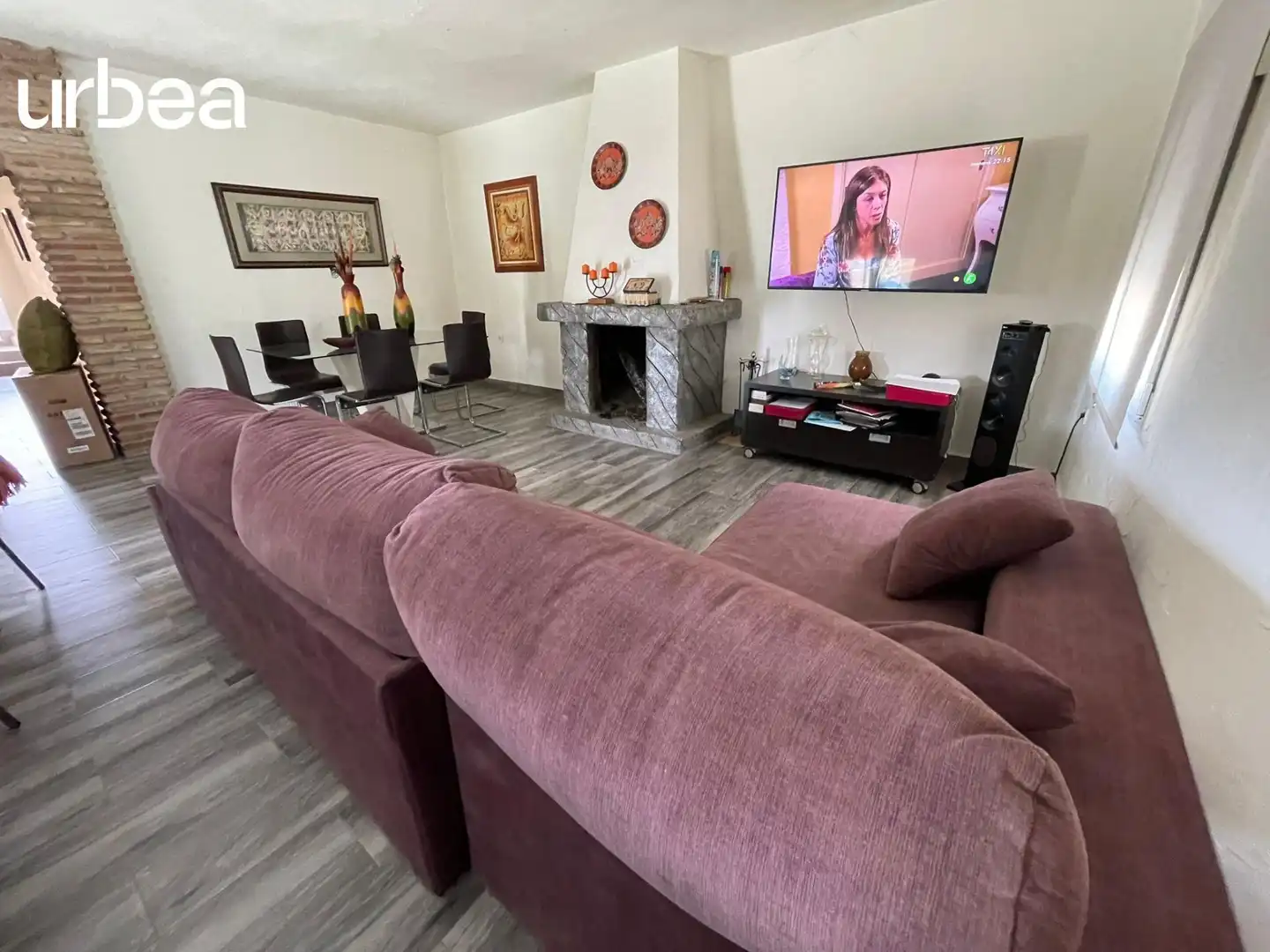 Sala de estar de Finca rústica de alquiler en Málaga con Calefacción, Jardín privado y Terraza