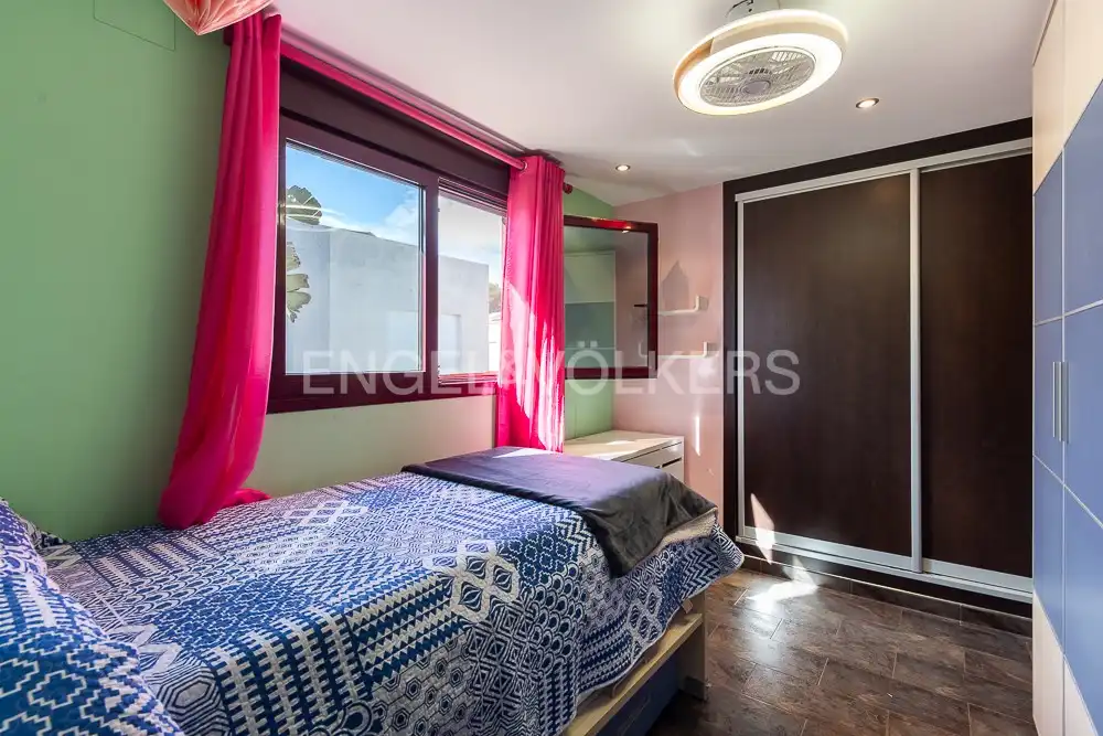 Bedroom of Houses for rent in Paterna  with Air Conditioner, Heating and Private garden