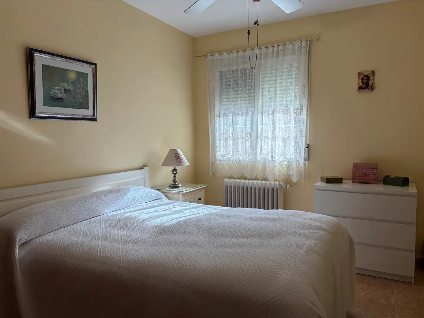 Dormitori de Casa o xalet en venda en Villalbilla amb Calefacció i Jardí privat