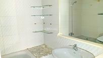 Bathroom of Flat for sale in Tortosa