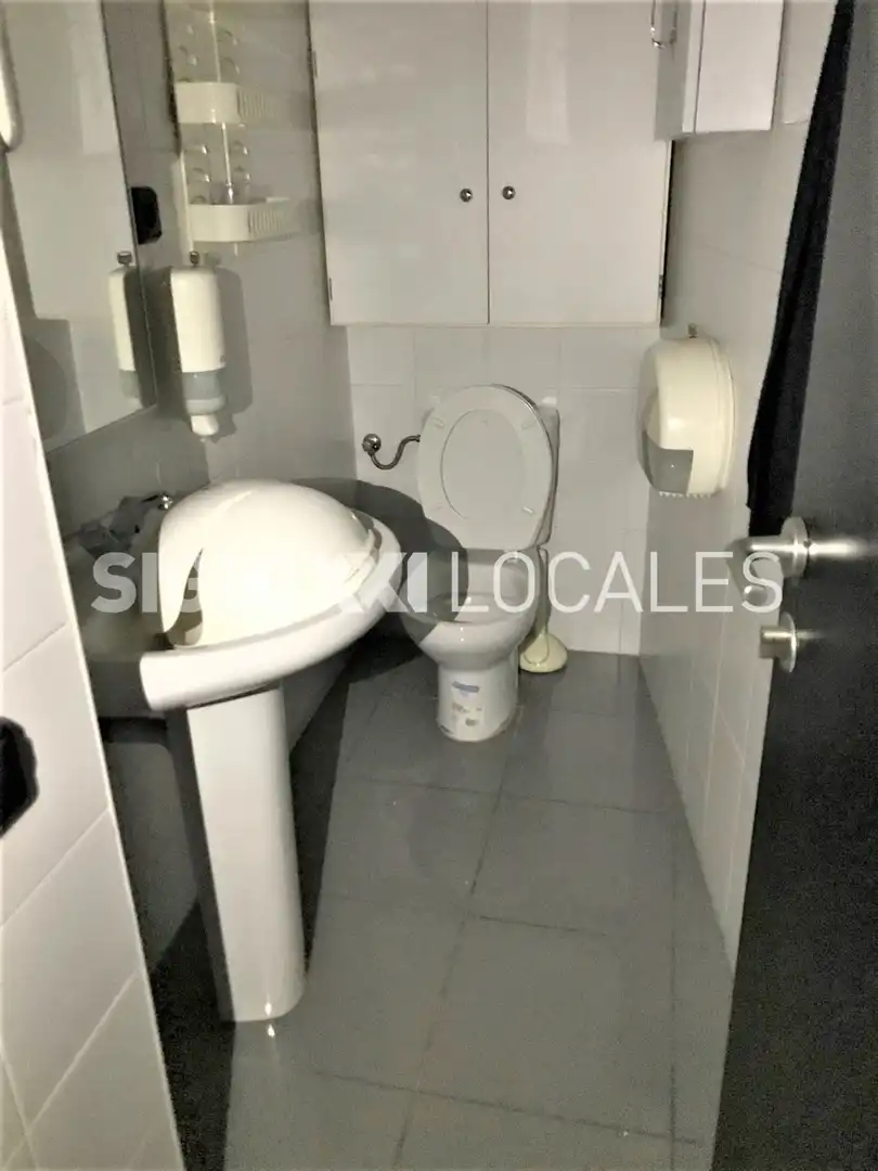 Local comercial en venta en DE VERDI, imagen 8