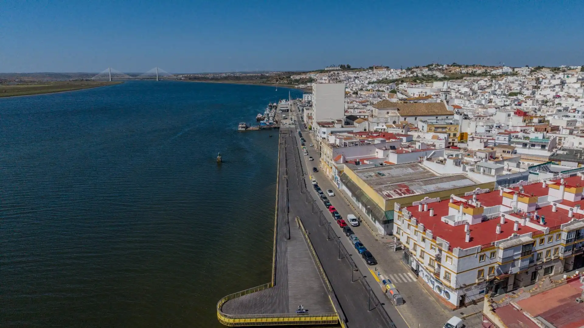 Vista exterior de Apartament en venda en Ayamonte amb Aire condicionat, Calefacció i Moblat