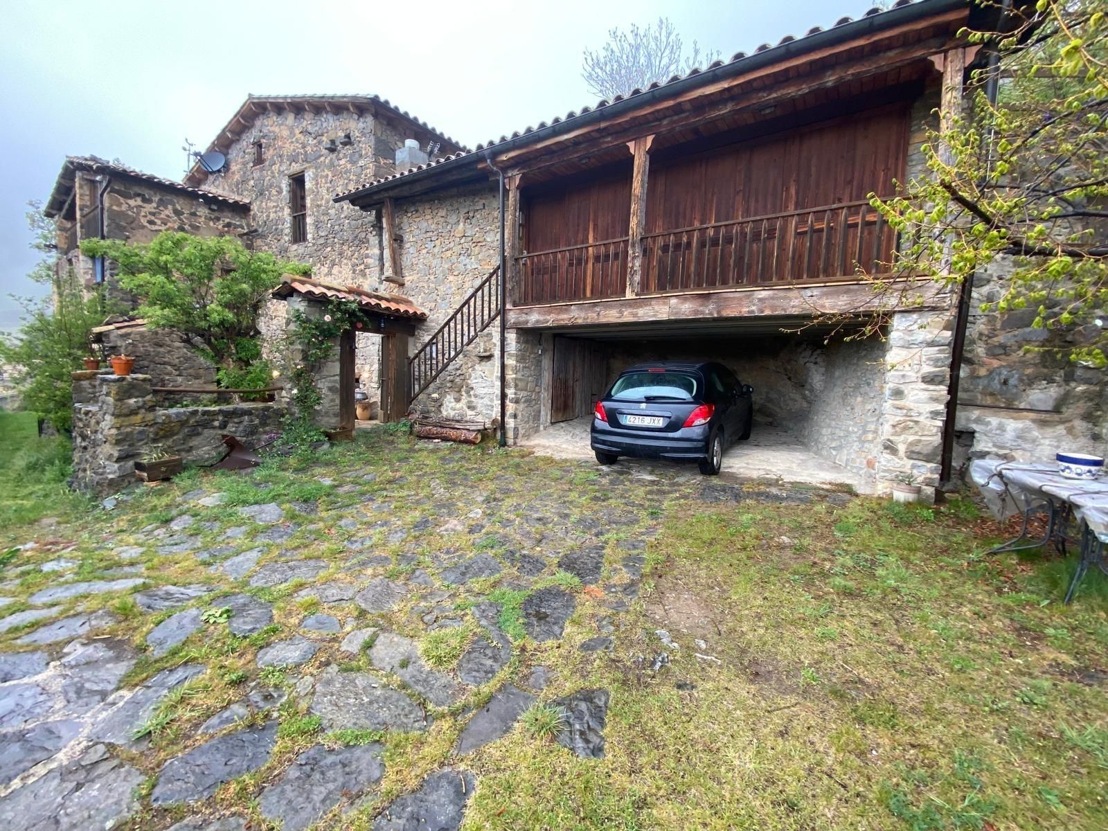 Vista exterior de Casa o xalet en venda en Gisclareny amb Calefacció, Balcó i Alarma