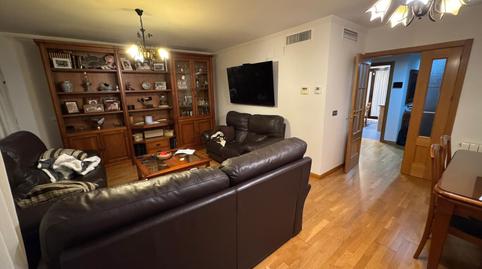 Foto 2 de Casa adosada en venda a Oeste, Mérida