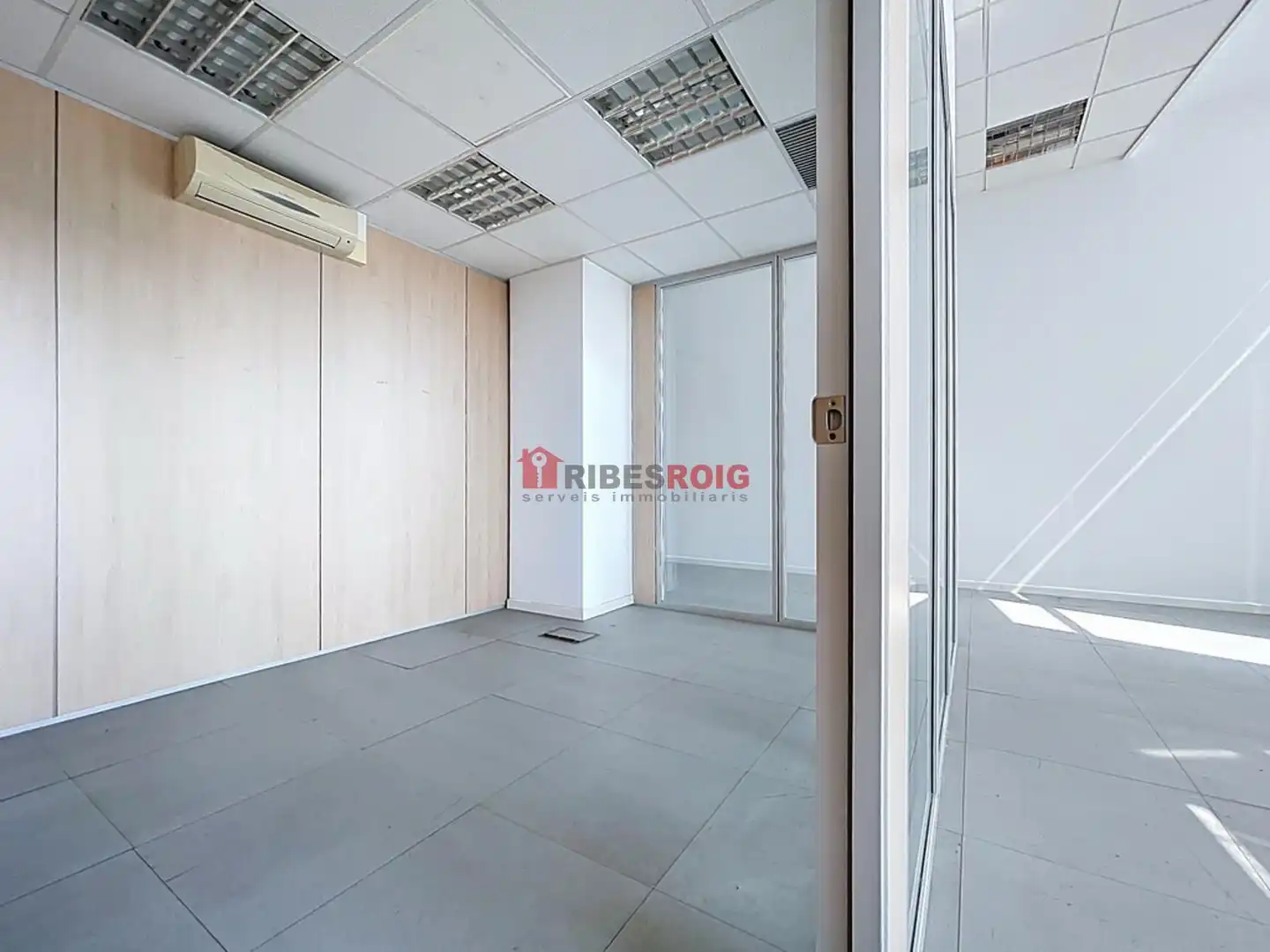 Office space with lift to rent in Europa, imagen 12