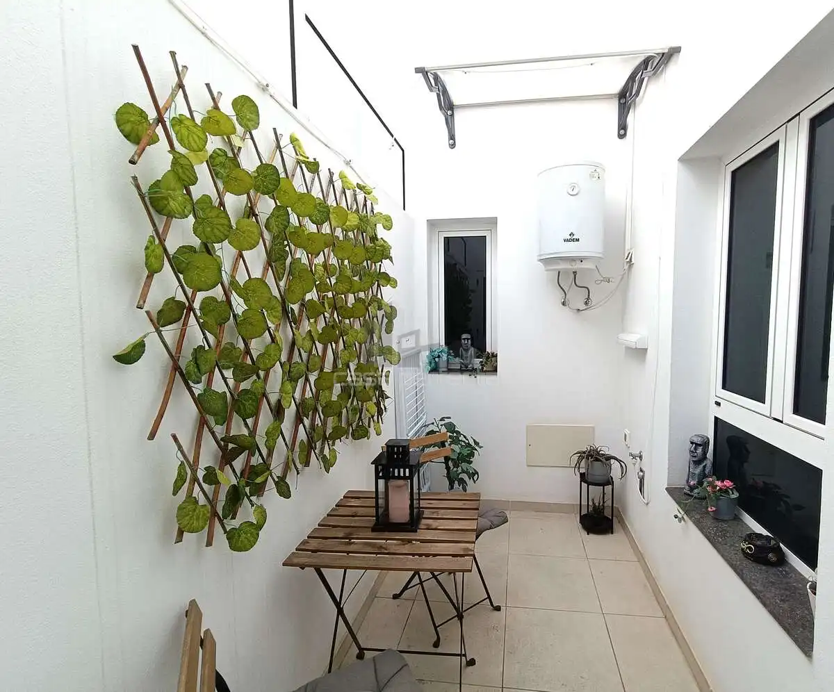 Terraza de Dúplex en venta en Arrecife con Aire acondicionado, Amueblado y Microondas
