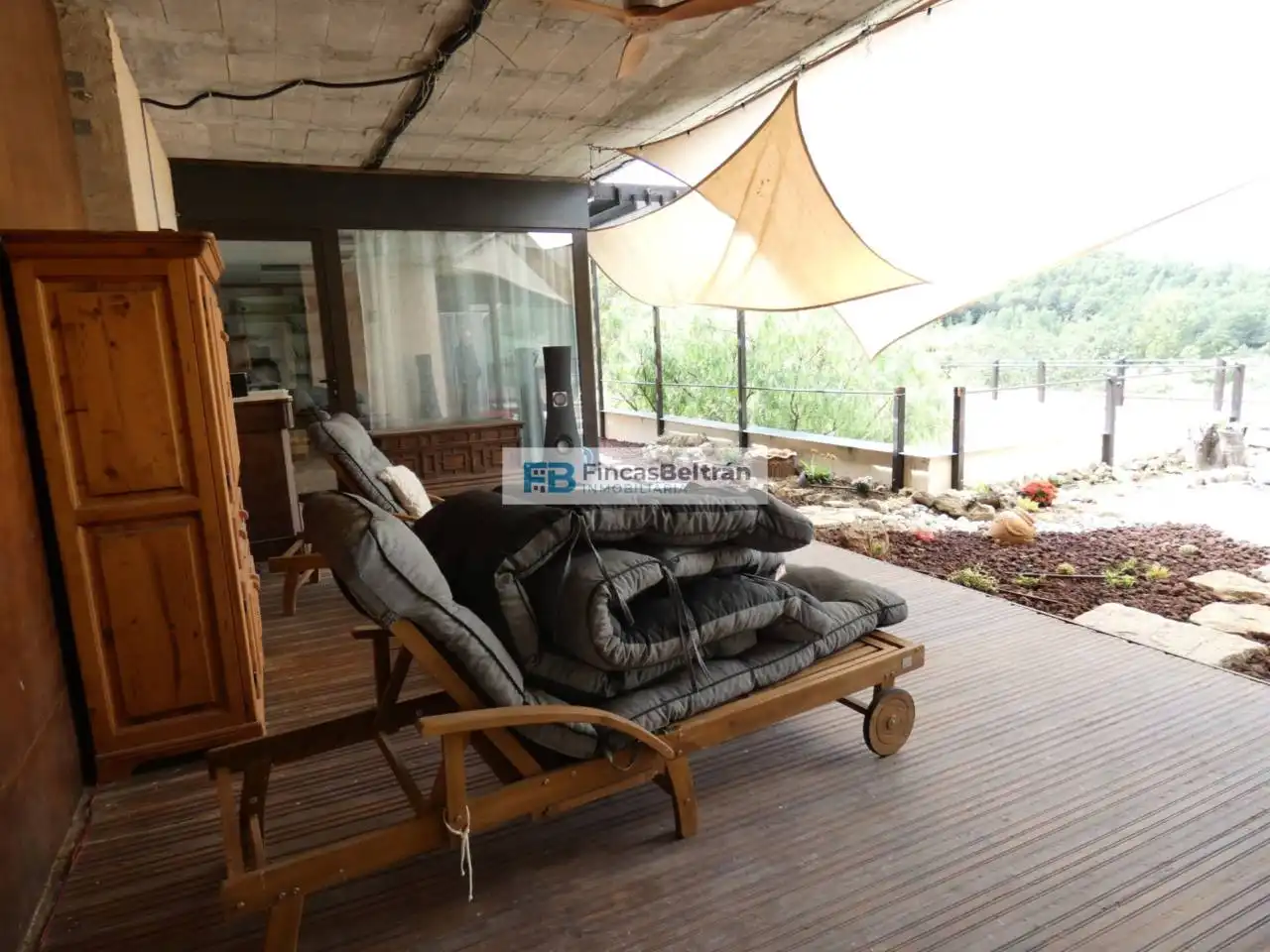 Terrassa de Casa o xalet en venda en Cervera del Maestre amb Calefacció, Jardí privat i Terrassa