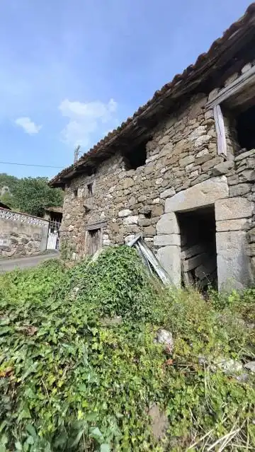 Vista exterior de Casa o xalet en venda en Quirós